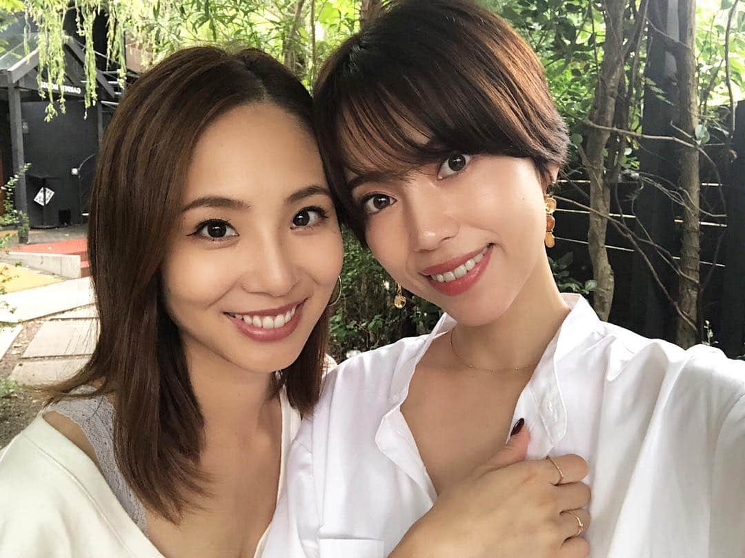 福長優のインスタグラム：「❤︎ ゆりにゃん🐱❣️ 自分が悩んだり困ったりしたら 1番に相談する相手❣️ 的確！明確！美人！← 心友が可愛いといつも刺激があって 私も頑張れる♡♡ いつもありがとう❣️ #自慢の心友 #髪切りたい」