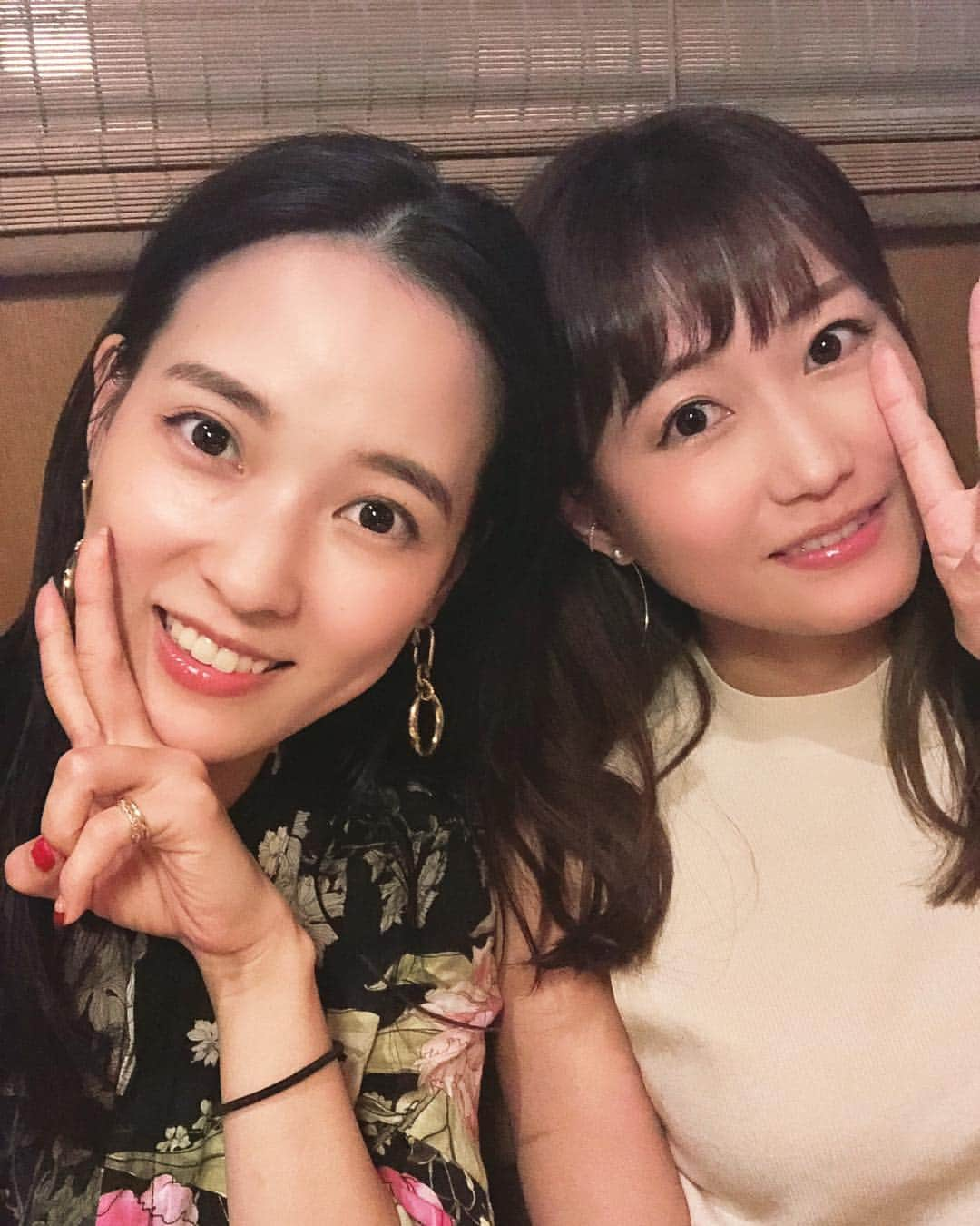 奈津子さんのインスタグラム写真 - (奈津子Instagram)「家電女優と競馬タレントの宴@温野菜🥦温野菜って何であんなに素晴らしいんだろう？ほんとコスパ良くて大好きなんだけど笑。野菜もりもり食べて仕事の話もガツガツしました✊🐹まりなると会うとやっぱりパワーもらえるわあ💕だいすきだわ、この方。今度は我が家で家電お試し会するのだ💕 ・ #talent #actress #umajo #diner #가전 #sdn48 #家電 #家電好き #家電女優 #東京 #奈津子 #女子会 #温野菜 #野菜 #競馬女子 #津田麻莉奈 #アイドル仲間」9月13日 22時57分 - natsuko_kaden