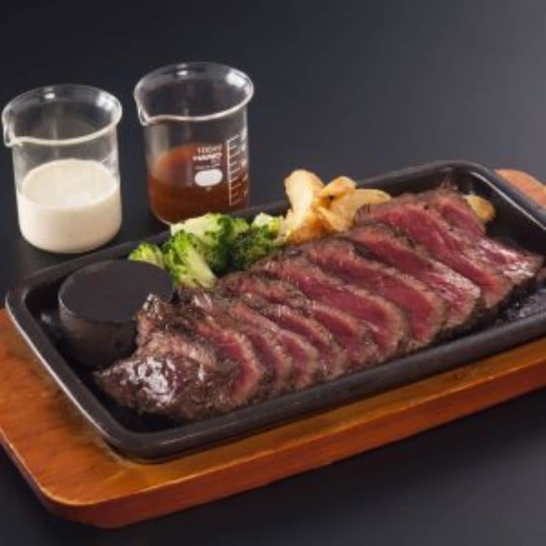 ロックアップ名古屋のインスタグラム：「こんにちは！監獄レストランザ・ロックアップNAGOYAです。 「お肉好きさん集まれ〜！ | ロックアップNAGOYA」 是非ご来店をお待ちしております。 ▼詳しくはこちら▼ http://xn--cckzau6cc4j8fpe3967aylav78evjg.com/archives/blog ☎電話番号　050-7576-5644  #飲み会 #パーティー #歓迎会 #宴会 #歓迎会 #居酒屋 #名古屋 #監獄 #コンセプト」