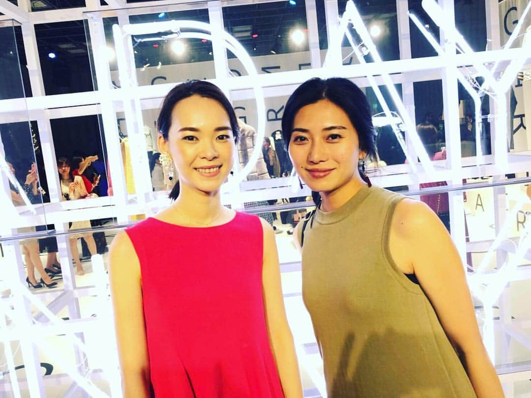 井上貴美さんのインスタグラム写真 - (井上貴美Instagram)「Diagram 10th Anniversary Party✧✧ . モデルのちよちゃん @wachichiyo とお邪魔してきました◡̈ . いつも展示会や衣装でお世話になっています、Diagram @diagramofficial 。 とにかく可愛いのです。うっとり、、♡ . 本日から表参道ヒルズ店がオープン！ . カラフルなふわふわモコモコに包まれて、幸せなひと時✧ . #gracecontinental #diagram #anniversary #omotesandohills #party #ふわもこ」9月14日 9時53分 - takami__213