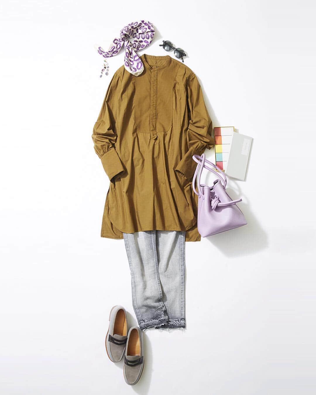 ルミネ公式のインスタグラム：「ライトパープルの小物は秋の街歩きに #ブラウス ¥16,000+TAX #パンツ ¥24,000+TAX #バッグ ¥36,000+TAX #ローファー ¥85,000+TAX #スカーフ ¥14,000+TAX #サングラス ¥30,000+TAX #ピアス ¥27,800+TAX ・ [ #LUMINEMAGAZINE ] #lumine #ルミネ #ルミネ新宿 #トゥモローランド #ootd #outfit #fashion #coordinate #コーディネート #ファッション #デイリーコーデ #コーデ #フォロー #川上さやか http://magazine.lumine.ne.jp/?p=78055 ※商品の価格や取り扱い状況は撮影時点のもので、変更になることがあります。」