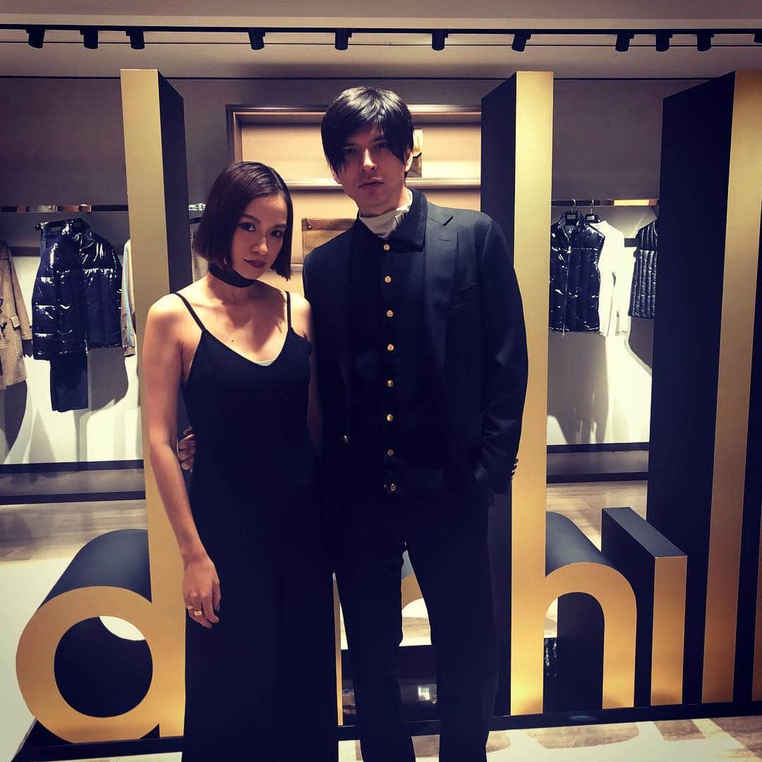 城田優さんのインスタグラム写真 - (城田優Instagram)「昨日はdunhillのパーティーへ  #dunhillGINZA #お知り合いにたくさん会えた #このお洋服可愛くないですか #学ランじゃないよ #デザイナーのマークさんにもご挨拶 #ファッション楽しいわん @Alfred Dunhill Ginza Home Renewal Party」9月14日 18時52分 - yu_shirota