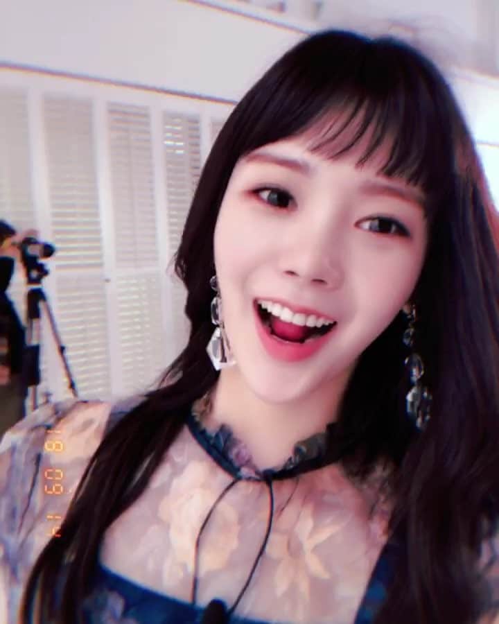 リジ のインスタグラム：「맛점하세요 쿄쿄💓」