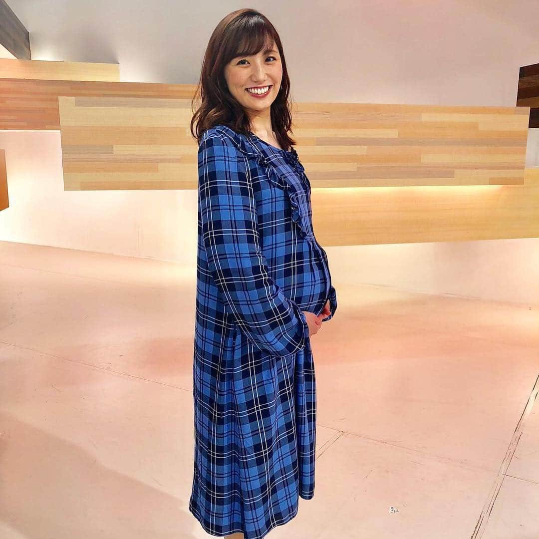 フジテレビ「THE NEWS α」さんのインスタグラム写真 - (フジテレビ「THE NEWS α」Instagram)「まもなく産休に入るため今夜が最後の出演でした。  αではたくさん勉強させて頂きました✨  今までありがとうございました😊 元気な赤ちゃん産んできます！  #ラストα#今までありがとうございました#産休へ#お腹ぽっこり #primenewsα#フジテレビ#fujitv#ニュース#椿原慶子#松村未央#内野泰輔#鈴木唯#安宅晃樹」9月15日 1時26分 - news_alpha