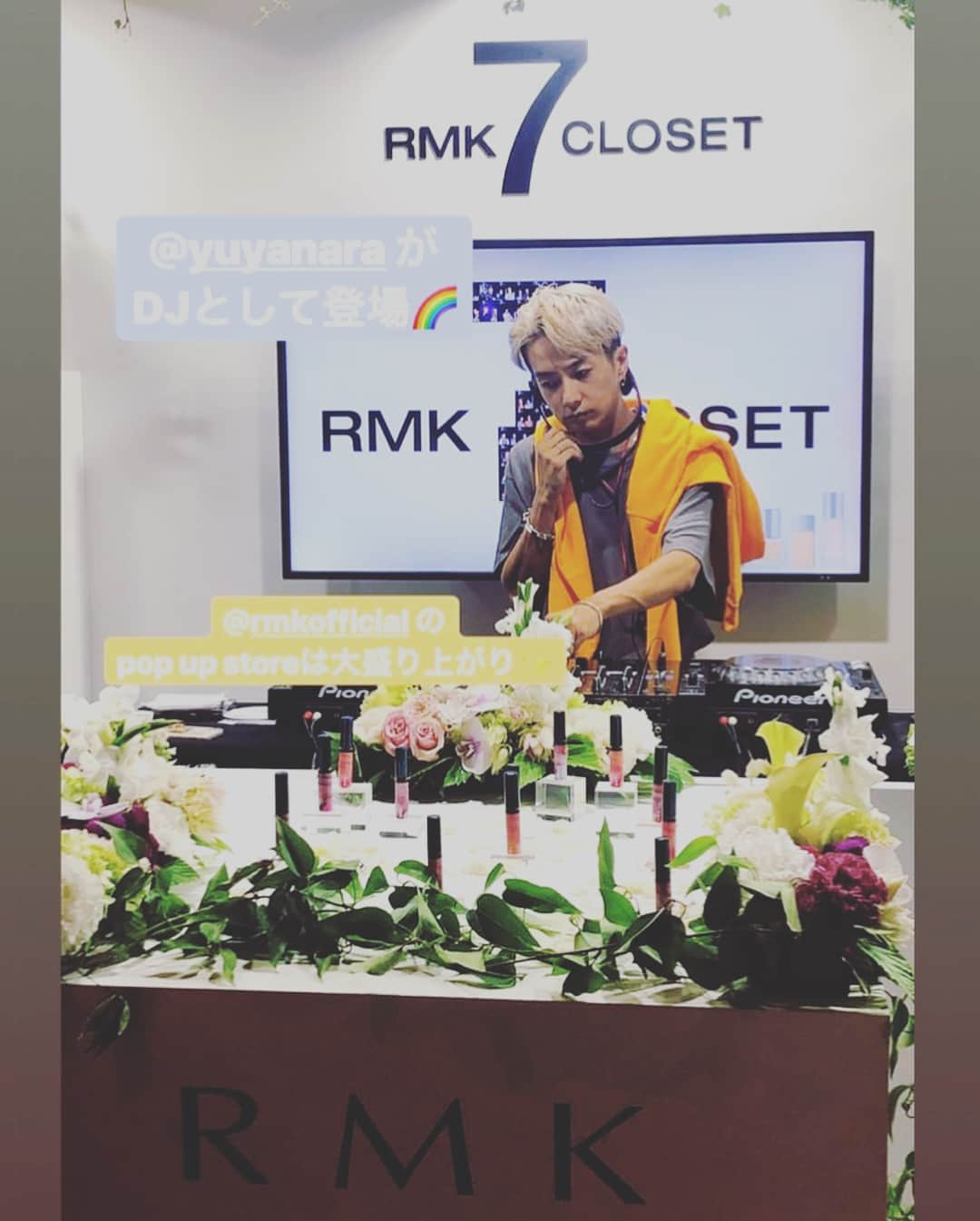 奈良裕也さんのインスタグラム写真 - (奈良裕也Instagram)「#FNOJP 🌙夜は#RMK @rmkofficial さんでDJでした🎵🎧💄 ✨ ありがとうございました✨」9月15日 22時42分 - yuyanara