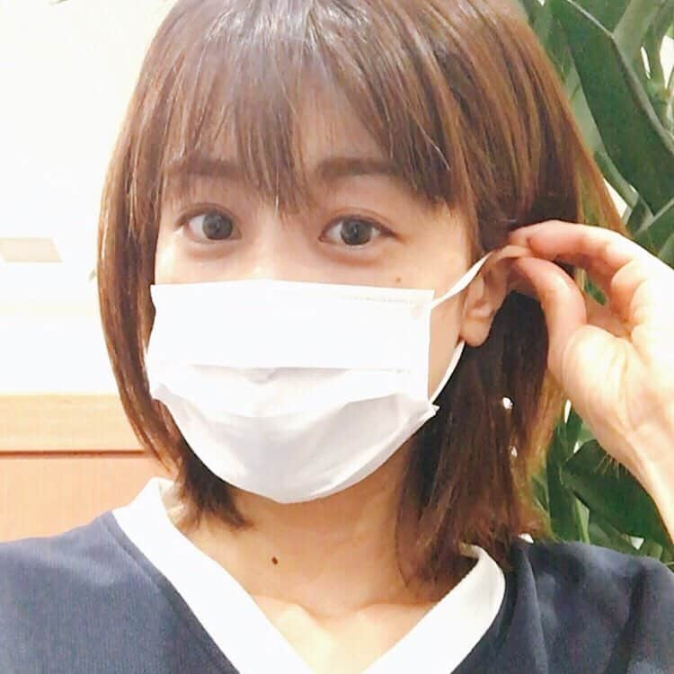 加藤綾子さんのインスタグラム写真 - (加藤綾子Instagram)「* 初！人間ドック受けてきました🏥🤒 胃カメラ緊張したー😭😭😭 私は初めてで怖かったので鎮静下（眠って）での検査をお願いしたのですが、緊張でちゃんと眠れるのかというところから不安になったりして、、、笑 でもしっかり眠れて痛みも感じず無事に終わりました✨ 人間ドック受けて良かったです。 〝健康で当たり前〟だなんてことはないですもんね。 * #それにしても #何で耳触ったんだろう #自撮りも緊張したのかも」9月15日 14時08分 - ayako_kato.official