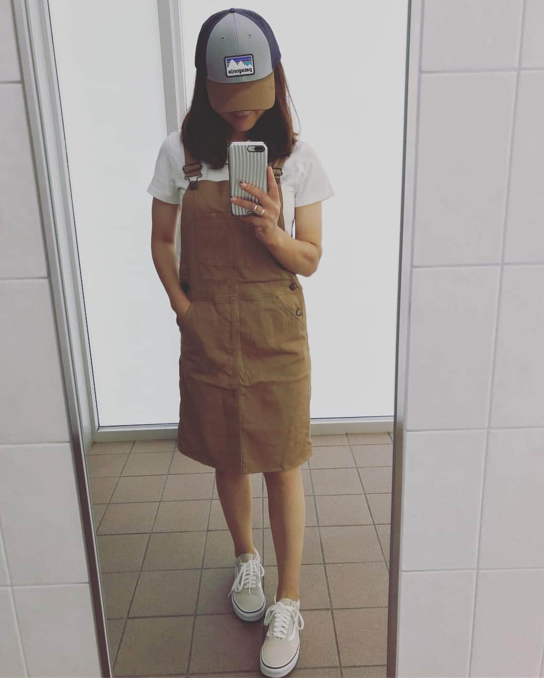 のインスタグラム：「☑︎コーディネート 久しぶりのコーディネート投稿😅」