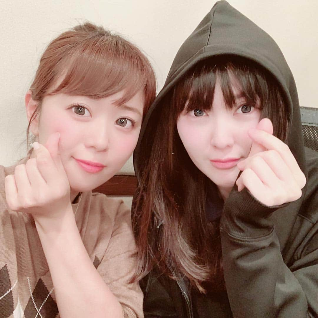 井口裕香さんのインスタグラム写真 - (井口裕香Instagram)「【お知らせ】 本日更新〜❤︎ 「喜多村英梨のradioキタエリ×モード」第38回にゲスト出演しています！ なんと番組初、スタジオゲストが、このわたくし、いぐちゆかちゅわんなんだってええへへへへ光栄だなあああ(((o(*ﾟ▽ﾟ*)o))) ♡ ♡ てことで大好きなエリちゃんと、やけに喋る（と思ったら本番すごく囁きキャラになる 笑）スタッフさんとたのしくわちゃわちゃお喋りしています！ 届け、わたしのエリちゃん愛っっっ！！！！ 皆さまぜひ聴いてくださいっ(((o(*ﾟ▽ﾟ*)o))) #喜多村英梨 ちゃん #えりゆか #いぐきた #キタエリ #キタエリモード #響ラジオステーション  #たこ焼きパーティー #たこぱ 💻https://hibiki-radio.jp/description/kxm/detail 🎶」10月16日 14時48分 - ooo31_iguchiyuka_31ooo