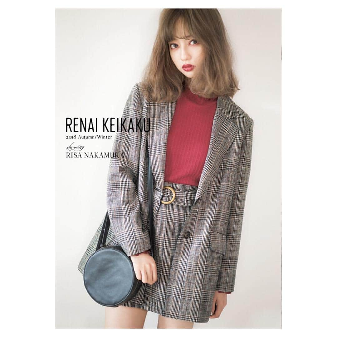 中村里砂さんのインスタグラム写真 - (中村里砂Instagram)「RENAIKEIKAKU 2018winterカタログ‬のモデルをしました。 店頭、及びオフィシャルサイトにてお買い上げの方にカタログのプレゼントをしているみたいなので、見てみてください❣️ . #renaikeikaku #レンアイケイカク @renaikeikaku_official」10月16日 13時15分 - risa_doll_