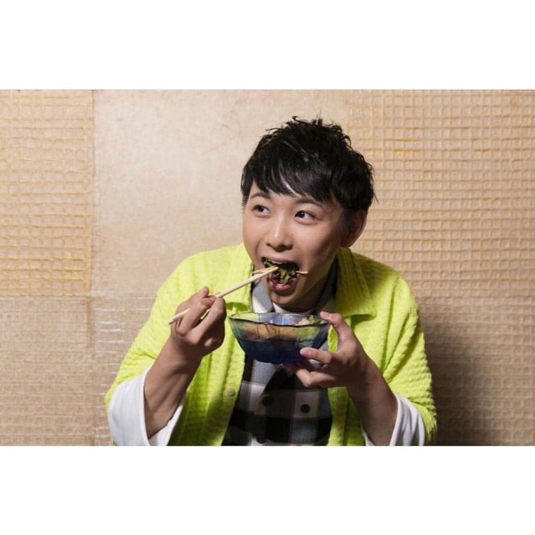 須賀健太のインスタグラム：「もぐもぐ男子 webで公開中」