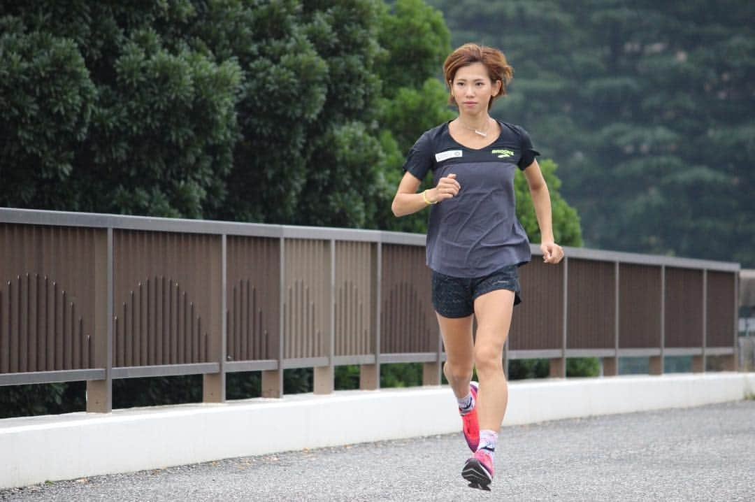 下門美春さんのインスタグラム写真 - (下門美春Instagram)「昨日の撮影取材の小茂田さんshot📸✨ #runtrip #駒沢オリンピック公園 #japan #marathon #runner #マラソン #マラソン女子 #ランニング #ランニング女子  #runner #BROOKS #stance #ricochet #levitate2  #running  @kaaana61」10月12日 17時50分 - 38shimo