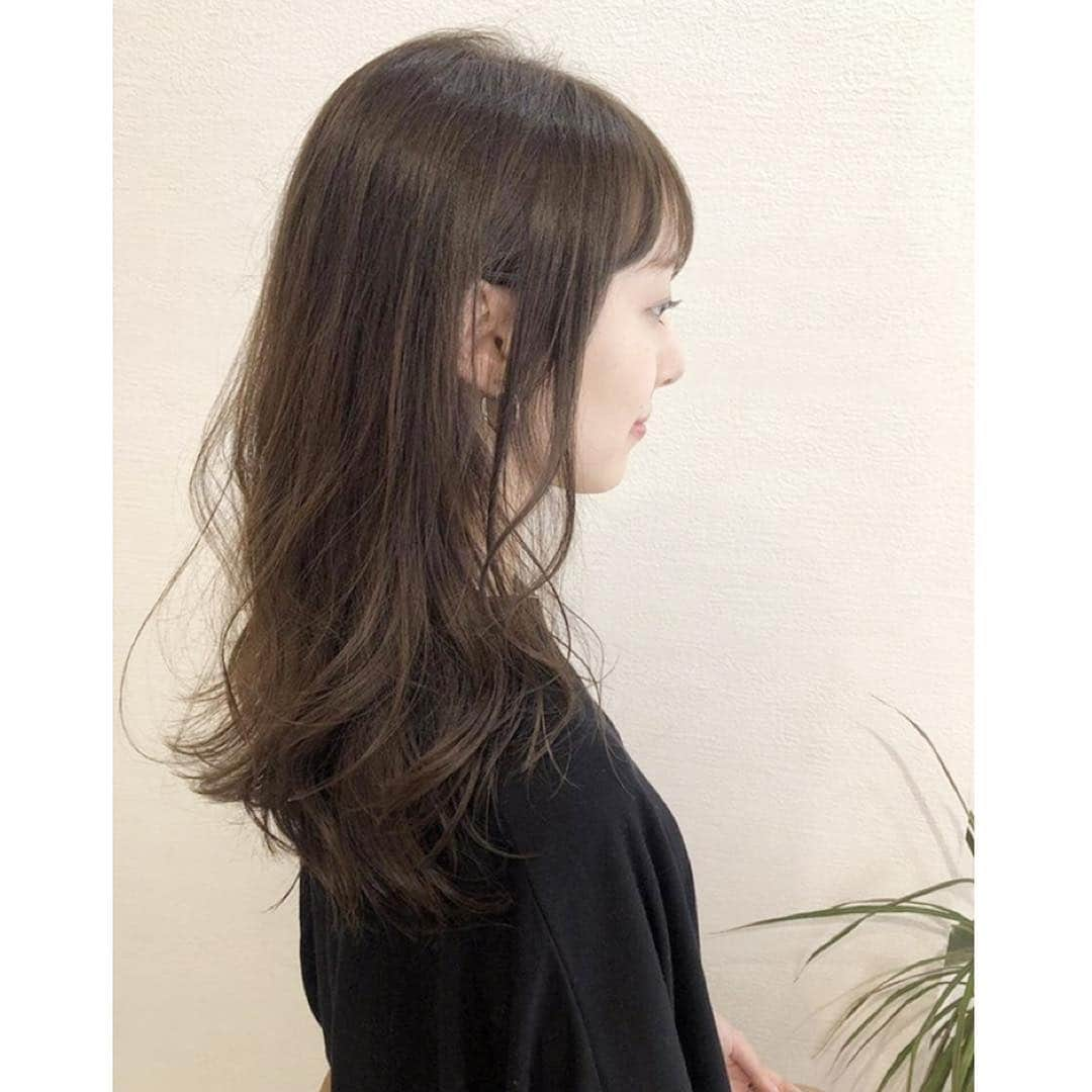 白木あゆみのインスタグラム：「. New Hair💇🏻‍♀️ . #newhair #haircolor  #ヘアカラー #アッシュカラー」