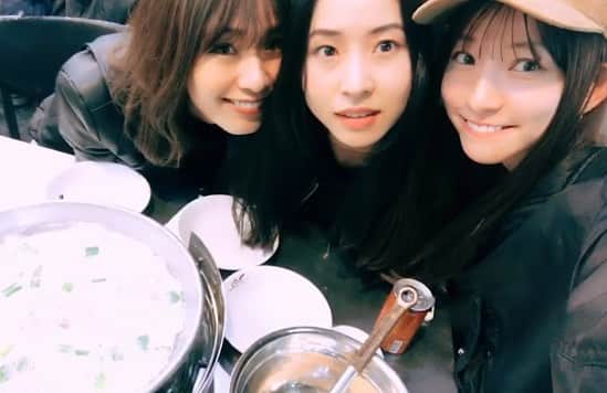 YUKKOのインスタグラム：「妹たちと韓国いってきた💕めちゃ楽しかったー✨夜型だからすごいあう☺️✨ #seoul #trip#韓国」