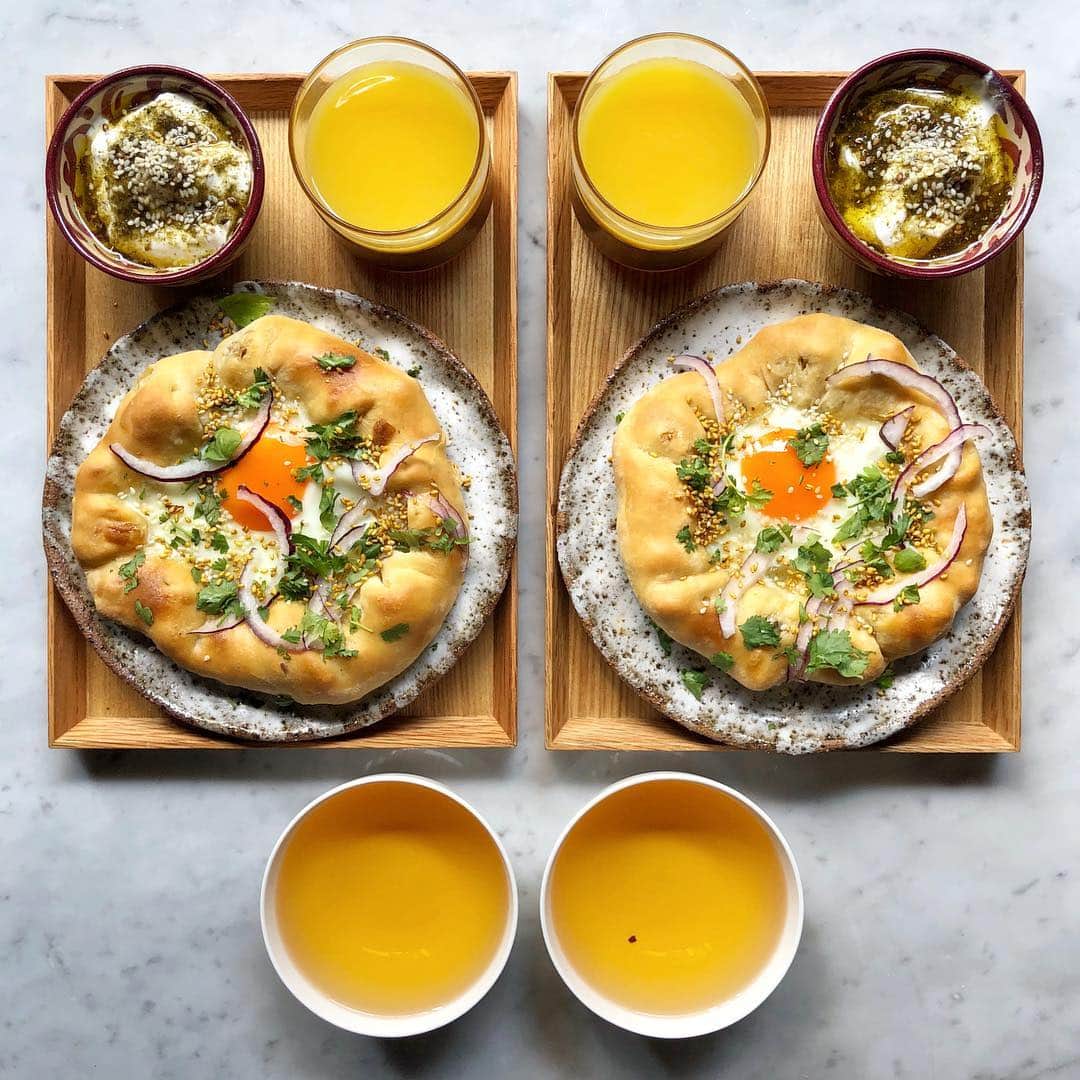 Symmetry Breakfastさんのインスタグラム写真 - (Symmetry BreakfastInstagram)「Saturday: Khubez bil awermah wa bayd, a pastry stuffed with spiced lamb and eggs, the recipe in the new book #Baladi by my gorgeous friend @palestineonaplate super excited to cook more from it! - - - - - - - - - - - - - - - - - - - - - I’ve recently treated myself to a slew of new cookbooks (which is always exciting) so watch this space y’all for some Autumnal cookin’ #symmetrybreakfast」10月13日 12時23分 - symmetrybreakfast
