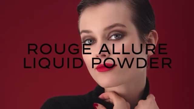 モニカ・ヤガチャクのインスタグラム：「@chanel.beauty 🍷 #YouTube」