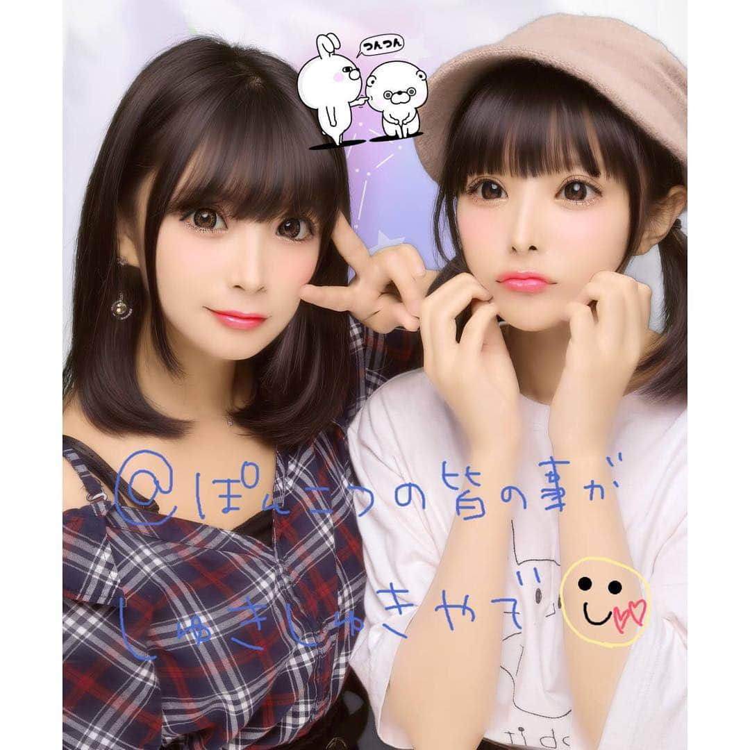 ららぴ（ららぴ ＆ るるぴ）さんのインスタグラム写真 - (ららぴ（ららぴ ＆ るるぴ）Instagram)「プリクラ(´・ω・｀) . #これかわ が一番盛れる #双子 #1度は食べてみたい双子」10月13日 7時20分 - la.la.pi