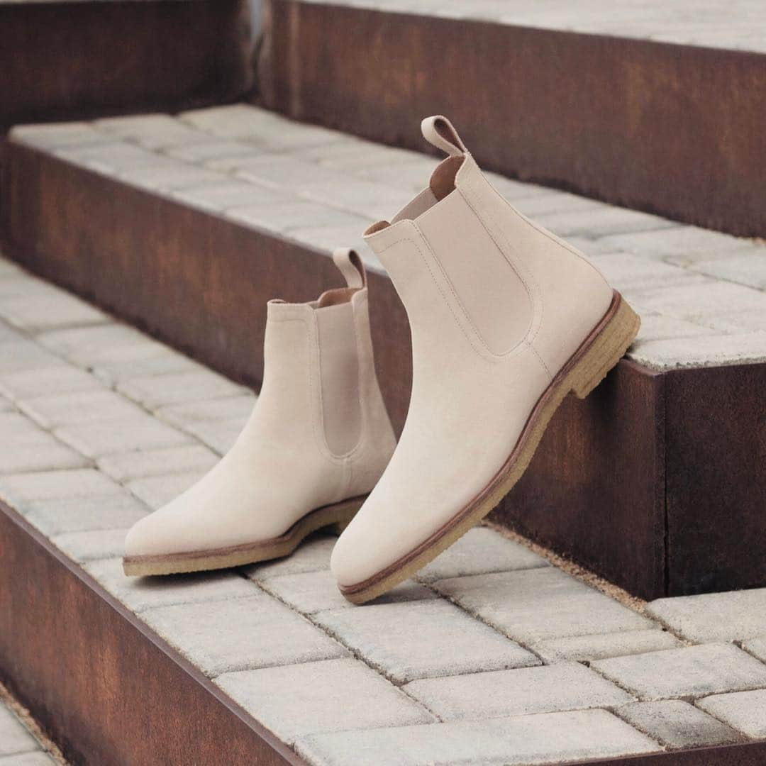 MARC WENNのインスタグラム：「Our beautiful Santorini Chelsea Boots. Shipping worldwide from Spain. Exclusively @ www.marcwenn.com #marcwenn #chelsea #chelseaboots #menshoes #boots #shoesaddict #mensfashion #mensstyle #menwithclass #streetstyle #fashionblogger #fashionshoes #pride🌈 #madeinspain🇪🇸 #shoes #luxurylifestyle #leatherboots」