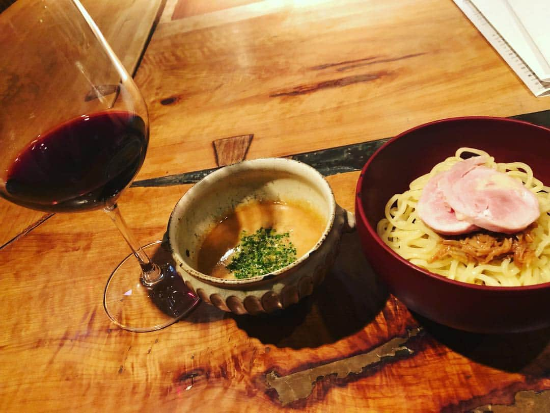 沖玲奈さんのインスタグラム写真 - (沖玲奈Instagram)「先週行ったお店👏映える燻製🤣🍷美味しかった〜🙋‍♀️✨#食幹 #渋谷 #ごはんめも」10月13日 10時26分 - reinaoki2508