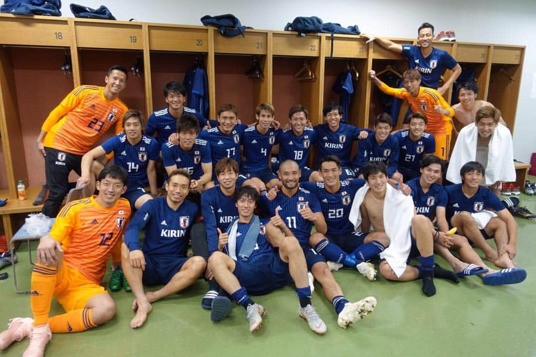 冨安健洋のインスタグラム：「応援ありがとうございました！ #サッカー日本代表#デビュー#感謝」