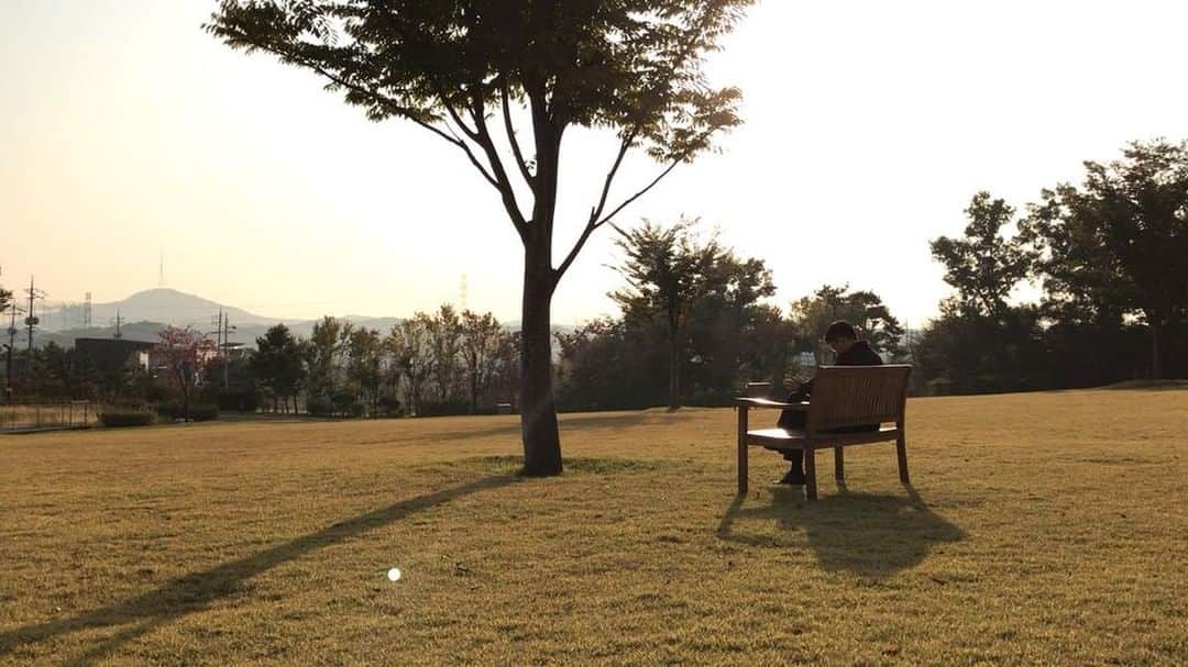 コ・スのインスタグラム：「촬영중...#흉부외과#박태수#고수#gosoo #가을」