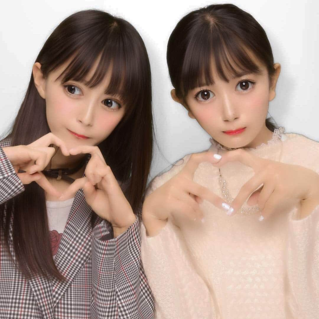 小山リーナさんのインスタグラム写真 - (小山リーナInstagram)「こころday♡♡♡ なかなか会えなくてやっと会えて嬉しかった、わいわい🐶 安定にすこ そして温泉行ってきた卍 今度温泉巡ろうねって話した、いや、行く(おばあちゃん) ・ ・ 5枚目恋人つなぎ、笑(カレカノかな？？？👼🏻) ・ ・ ・ #プリント倶楽部 #プリクラ #jk #jk1 #温泉」10月13日 20時25分 - rina_koyama_box