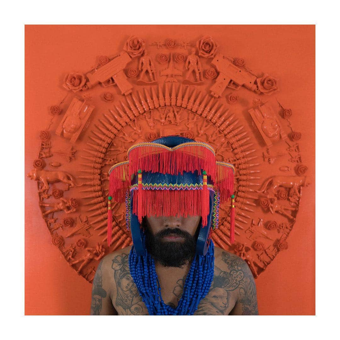 ウィー・アー・ツウィンのインスタグラム：「Nick Bala @nickybalauniverse」