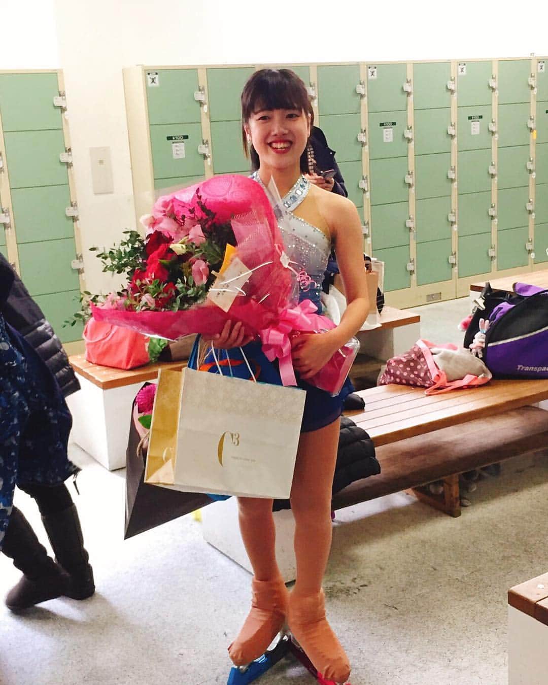 中塩美悠のインスタグラム：「ぴーすけ、 引退おめでとう㊗️🎉 ぴーすけと一緒に頑張った、私のスケート人生は常に笑いに満ち溢れてて…思い返すと、涙と共に自然と笑みがこぼれるよ…😢☺️💚 ぴーすけと出会えたことに心から感謝してます。 お疲れ様、そしてこれからもよろしくお願いします🤲💗 You have no idea how much you saved my life... Thank you so much from the bottom of my heart.❤️ #岡本万柚子」