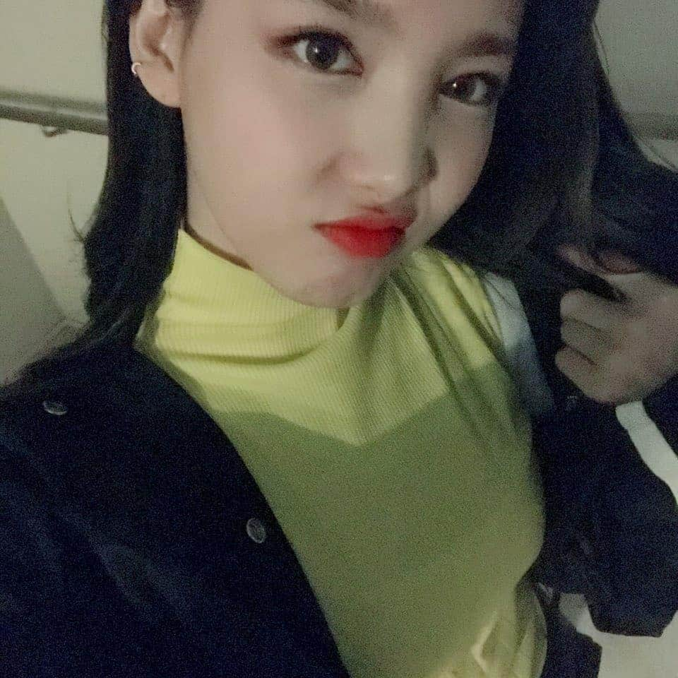 TWICEさんのインスタグラム写真 - (TWICEInstagram)「못고르겠어서 그냥 다 올림😌..」10月14日 23時44分 - twicetagram