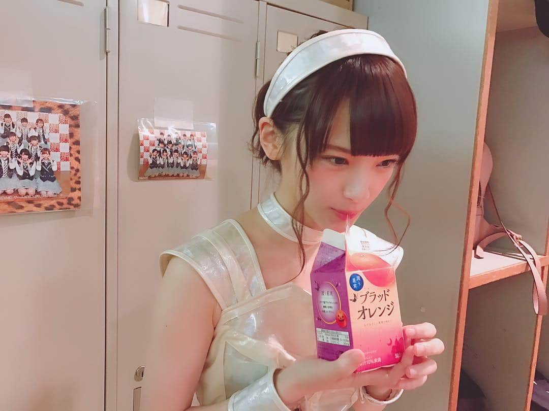 太野彩香さんのインスタグラム写真 - (太野彩香Instagram)「昨日はNMB48シアターで出張公演でした！いつもとはまた違う景色ですごく楽しかったです。 友達にやっぱ関西に帰ったら関西弁戻るんだねって言われた😦！なんでやねんねんねん」10月15日 6時06分 - tanoayaka2