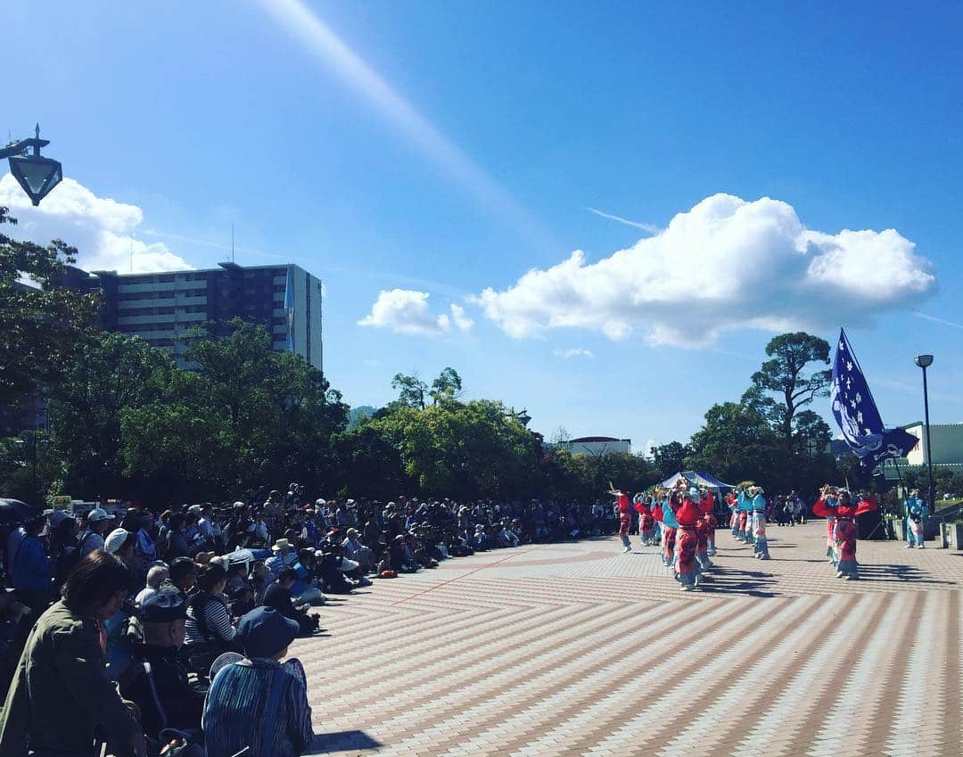 大山百合香さんのインスタグラム写真 - (大山百合香Instagram)「#ふくのやまよさこい2018  天気も良く 各地から多くの団体が福山に集結し 福山の街が、よさこい一色になった日。 朝から夕まで楽しませていただきましたー！ 備後新選組さん、明星さん 実行委員の皆さん、スタッフの皆さん、最後まで本当にありがとうございましたー！  #大山百合香 #ふくのやまよさこい #備後新選組 #明星 #福山市 #よさこい」10月15日 9時07分 - ohyamayurika