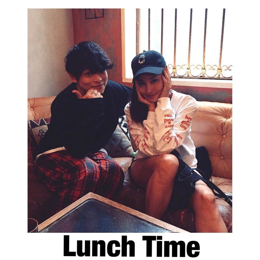 山中拓也さんのインスタグラム写真 - (山中拓也Instagram)「Lunch Time🍛🍲 photo by No Respect  #黒木メイサ #No Respect @meisa_kuroki_  @norespect_tokyo」10月15日 15時27分 - oraltakuya