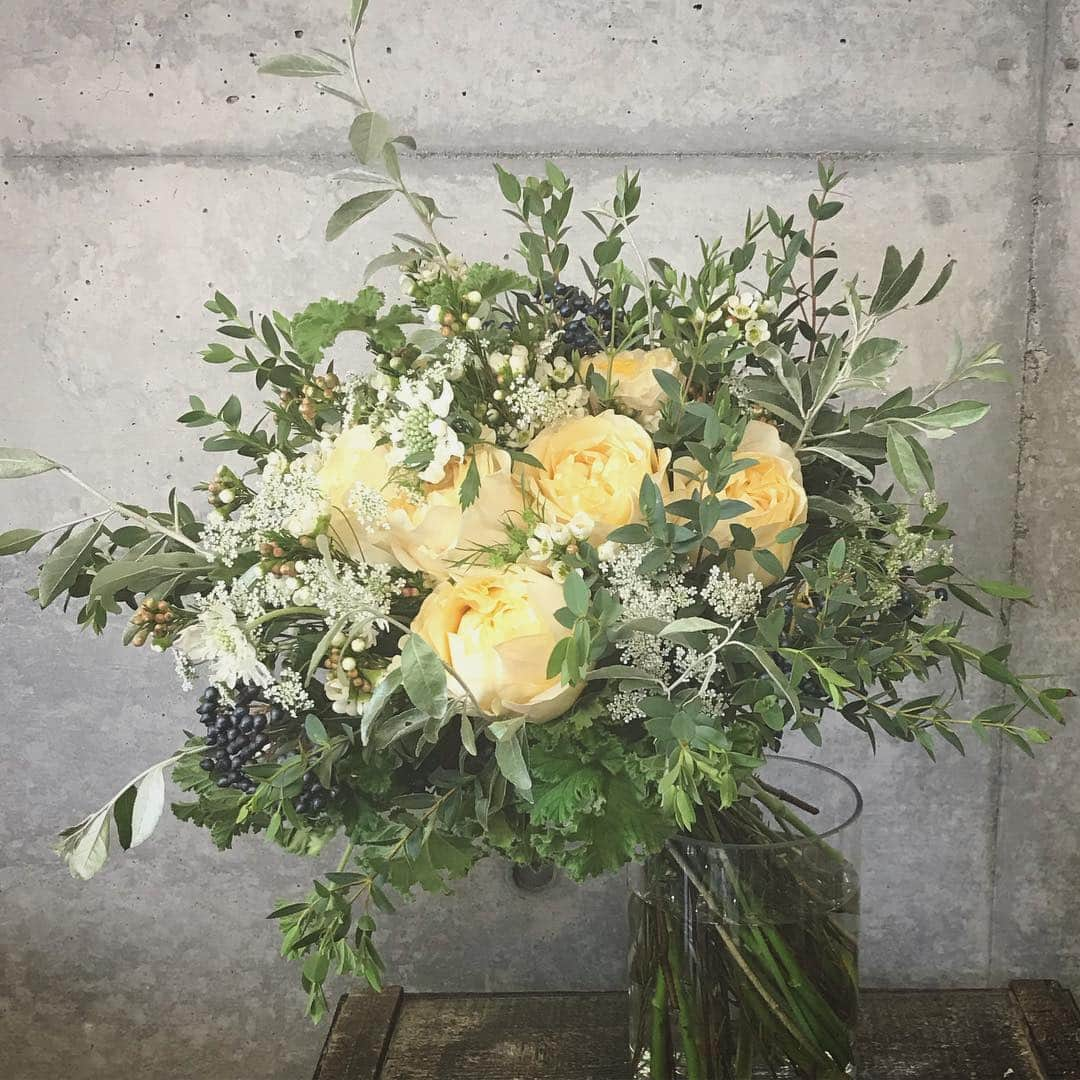 畑野ひろ子さんのインスタグラム写真 - (畑野ひろ子Instagram)「Delivery flower。 @willgarden_official  #willgarden #flower #flowers #delivery #bouquet」10月15日 15時55分 - hiroko_hatano_