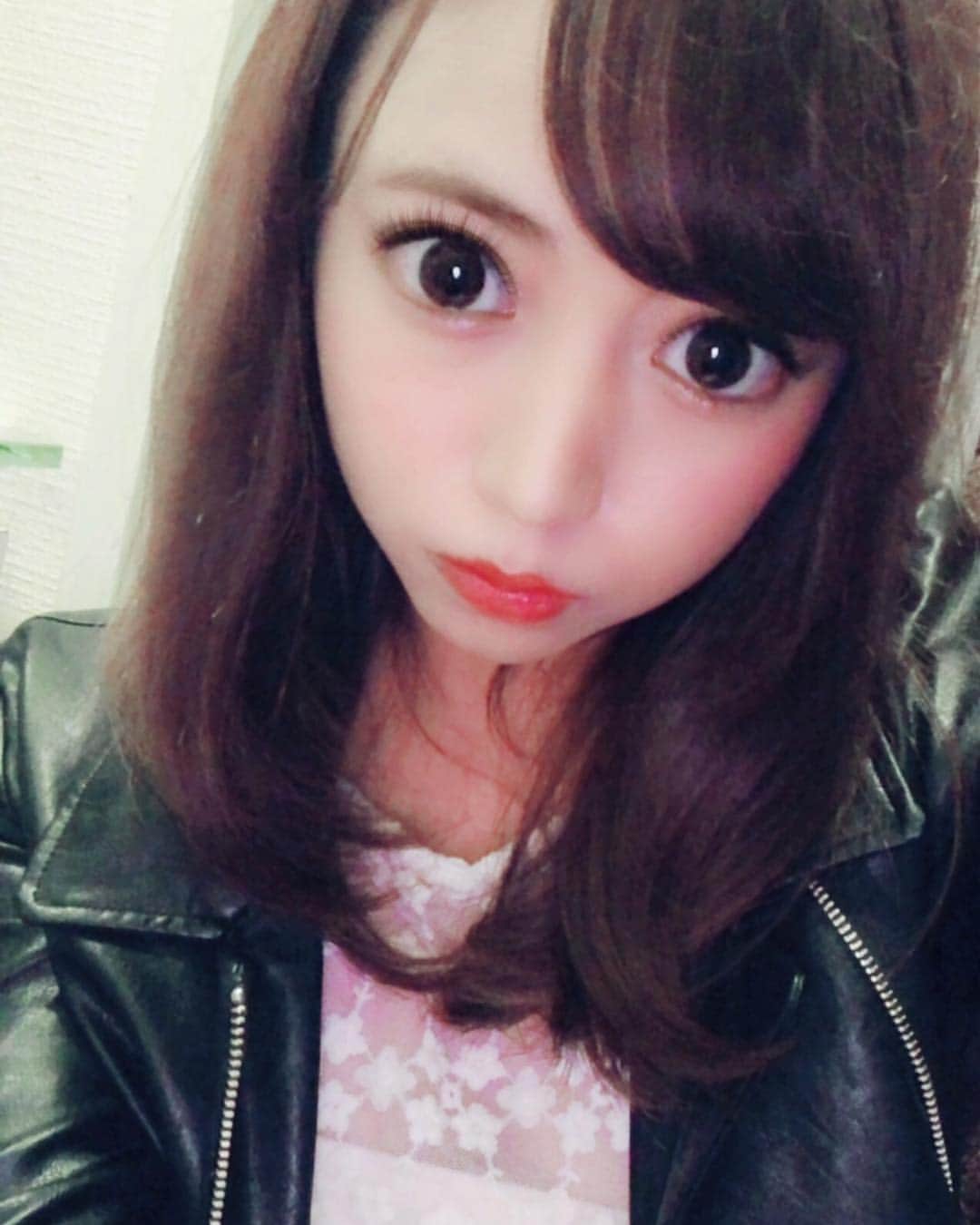 天音かりんのインスタグラム：「インスタの更新めんどいなぁ( ˘ω˘ ) Twitterの方が向いてるってつくづく思う笑 #selfie #instagood #followmeplease #東京 #新宿 #六本木 #歌舞伎町 #西麻布 #キャバ嬢」