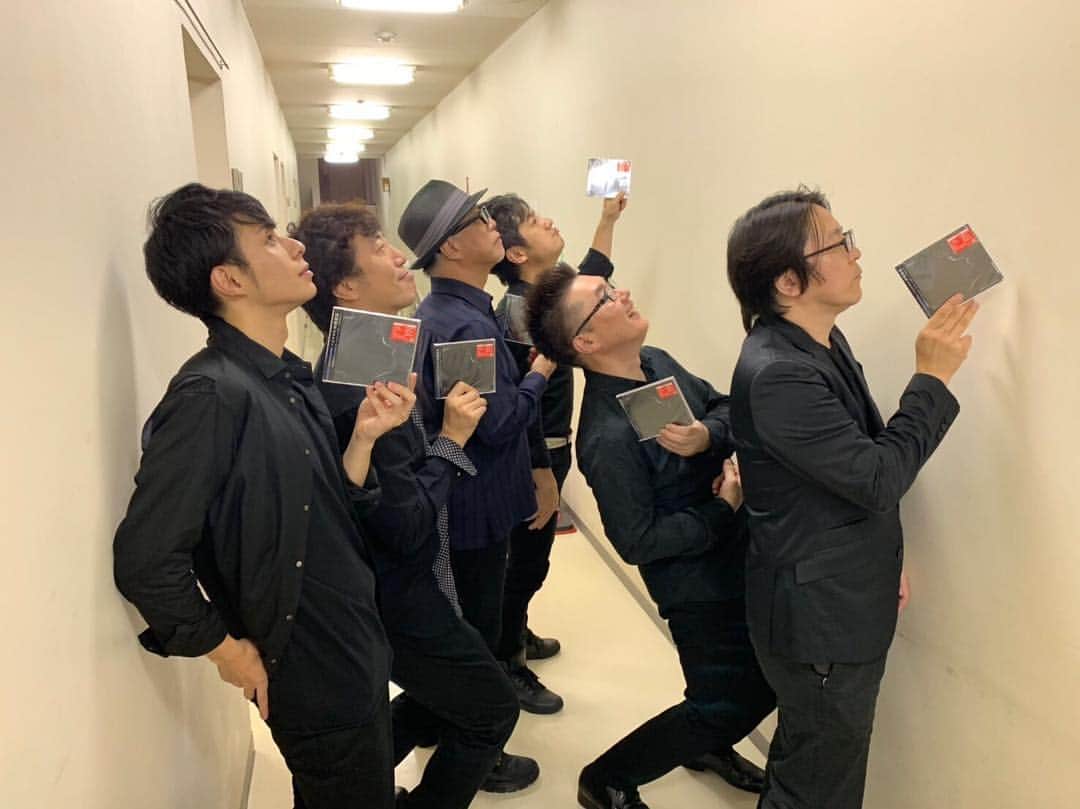 林部智史のインスタグラム：「群馬県館林公演でした！ 明日も群馬♪笠懸公演です。  カタリベ１一足先に届きました！」