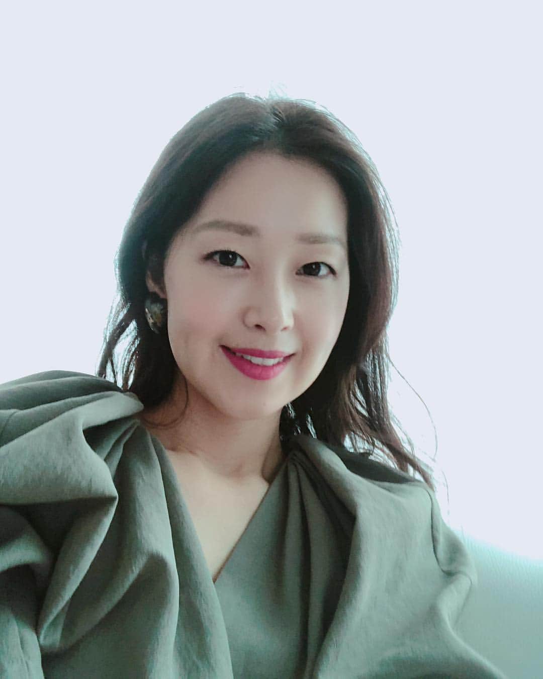 笛木優子のインスタグラム：「明日朝9:55から 中京テレビ 前略、大徳さんに出ます🎵 生放送です。 東海地方の方よろしくお願いします🤲❤️」