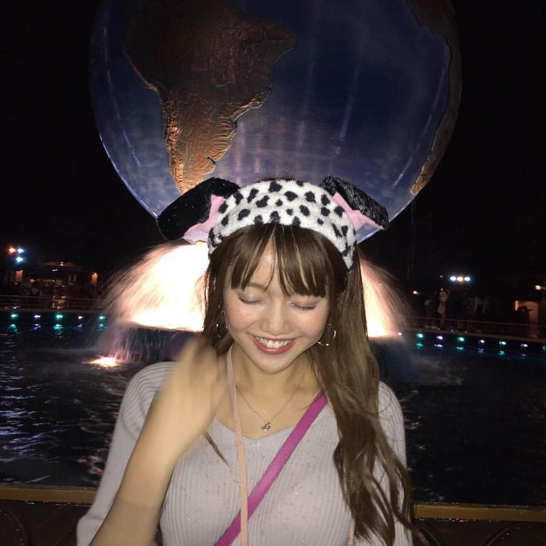 松川菜々花さんのインスタグラム写真 - (松川菜々花Instagram)「Disney🐭💓 眩しそうな顔のSmileシリーズってやつ からの #彼女シリーズ #彼女とデートなうに使っていいよ  #disneysea #disney #ディズニー #ディズニーシー」9月22日 20時47分 - matsukawa__nanaka