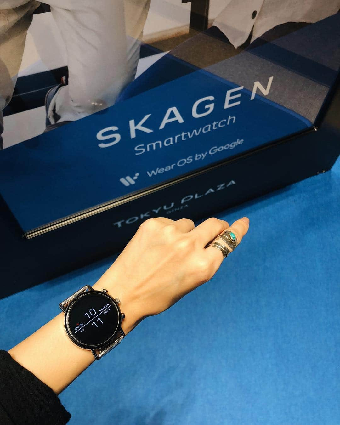 岩本ライラさんのインスタグラム写真 - (岩本ライラInstagram)「@skagendenmark SKAGEN(スカーゲン） タッチスクリーンスマートウォッチ「Falster 2」新作を試して来ました。 スマートウォッチの機能性についてあまり知らなかったのですが今回このような機会をいただき、画期的で普段の服に合わせられるデザイン性に優れた時計に出会えて嬉しく思います！私はシルバーにしました楽しみ👼🏻 銀座 東急プラザにてこの三連休で期間限定でPOP UPやってますのでぜひ試してみてください。 #SKAGEN #スカーゲン #myskagen #pr」9月22日 21時08分 - lylaa05