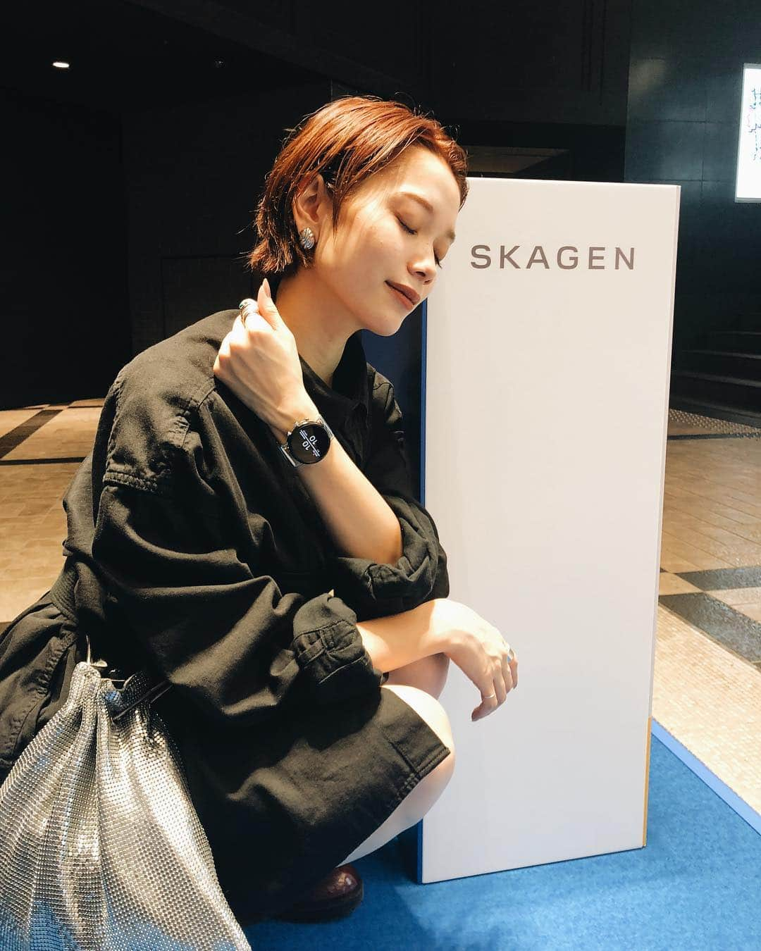 岩本ライラさんのインスタグラム写真 - (岩本ライラInstagram)「@skagendenmark SKAGEN(スカーゲン） タッチスクリーンスマートウォッチ「Falster 2」新作を試して来ました。 スマートウォッチの機能性についてあまり知らなかったのですが今回このような機会をいただき、画期的で普段の服に合わせられるデザイン性に優れた時計に出会えて嬉しく思います！私はシルバーにしました楽しみ👼🏻 銀座 東急プラザにてこの三連休で期間限定でPOP UPやってますのでぜひ試してみてください。 #SKAGEN #スカーゲン #myskagen #pr」9月22日 21時08分 - lylaa05