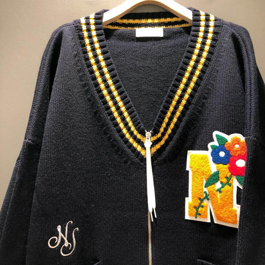 BEAMS JAPANさんのインスタグラム写真 - (BEAMS JAPANInstagram)「＜NEON SIGN＞ Womens Big Letter Cardigan  BEAMS JAPAN 3F @beams_japan #neonsign #beams #beamsjapan #beamsjapan3rd #raybeams Instagram for New Arrivals Blog for Recommended Items #japan #tokyo #shinjuku #fashion #mensfashion #womensfashion #日本 #東京 #新宿 #ファッション#メンズファッション #ウィメンズファッション #ビームス #ビームスジャパン」9月22日 21時00分 - beams_japan