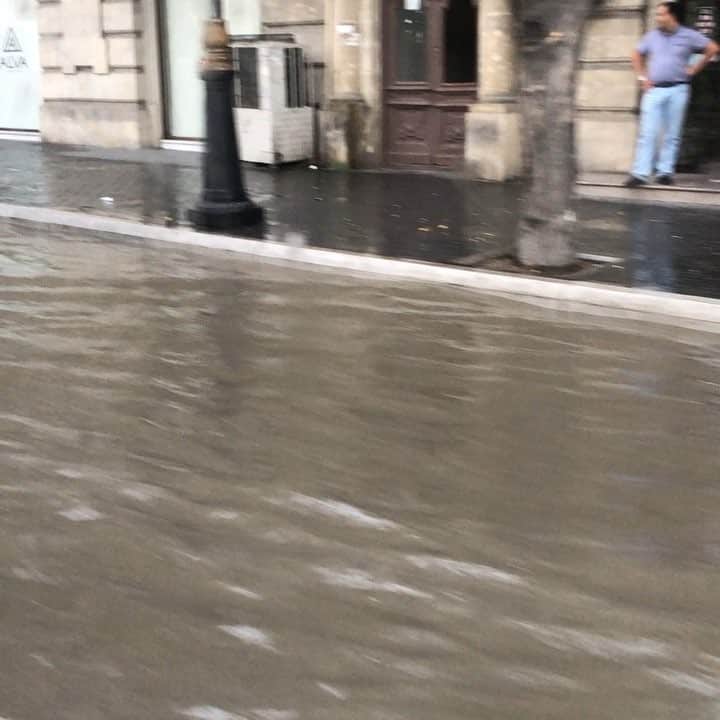 吉田秀彦のインスタグラム：「ゲリラ豪雨！」