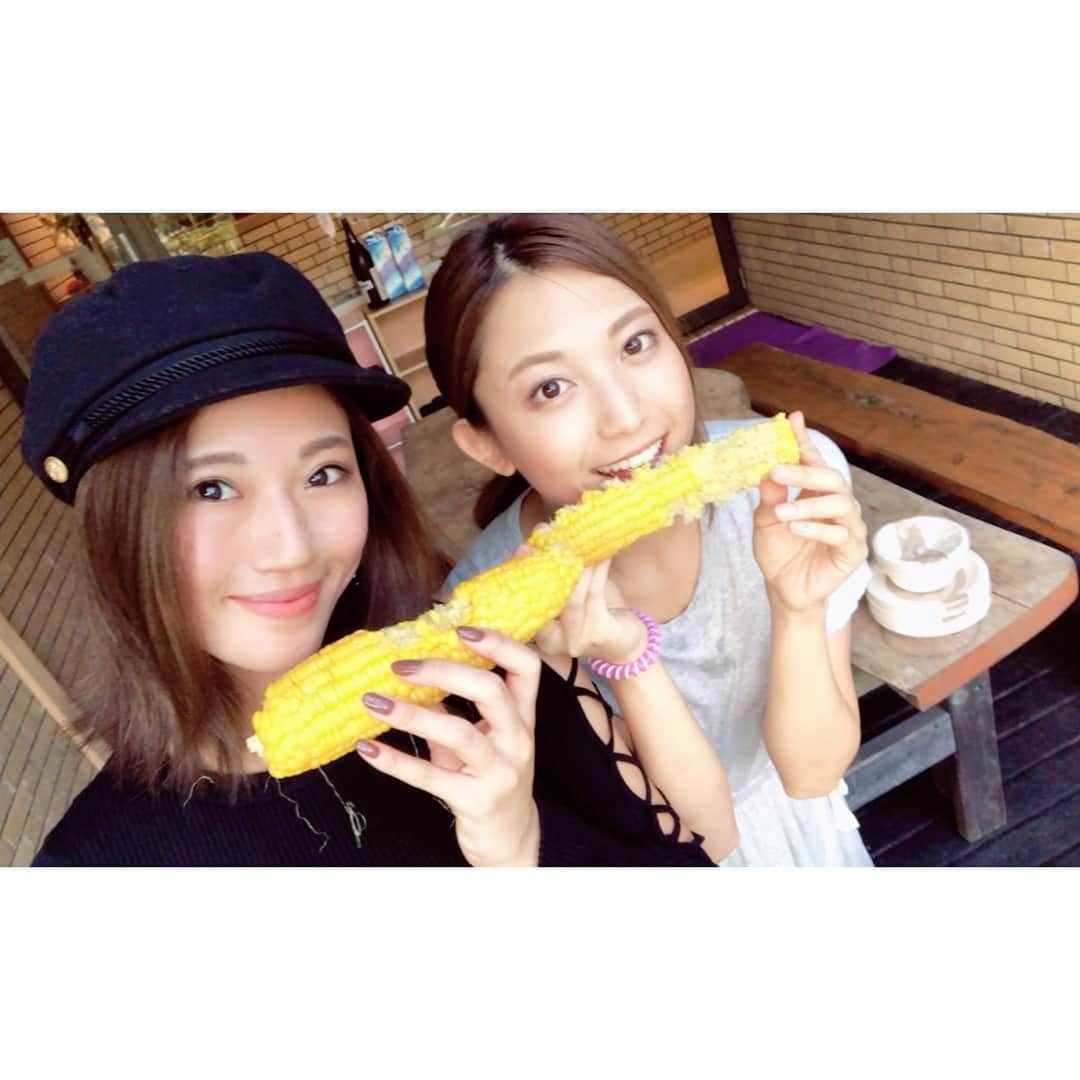 市原彩花さんのインスタグラム写真 - (市原彩花Instagram)「とーもろこし、んま😋 #BBQ#とうもろこし#corn#玉蜀黍#漢字ムズ . すーぐ服汚す🙄 そゆとこあるよね😂」9月23日 15時37分 - ayaka_ichihara