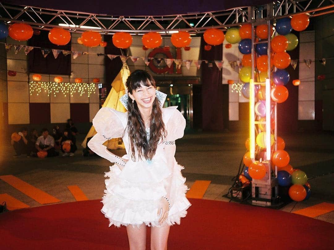 中条あやみさんのインスタグラム写真 - (中条あやみInstagram)「⭐️お知らせ 3D彼女のハロウィンイベントが 9月26日に、109シネマズ二子玉川で開催されます！  私と佐野はやっとが参加します💃🕺 皆さんも是非仮装してきてください👻👻👻💕 詳しくは公式サイトをご覧ください！ #3d彼女  #ハロウィンだぁぁぁぁあ」9月23日 18時49分 - nakajo_ayami