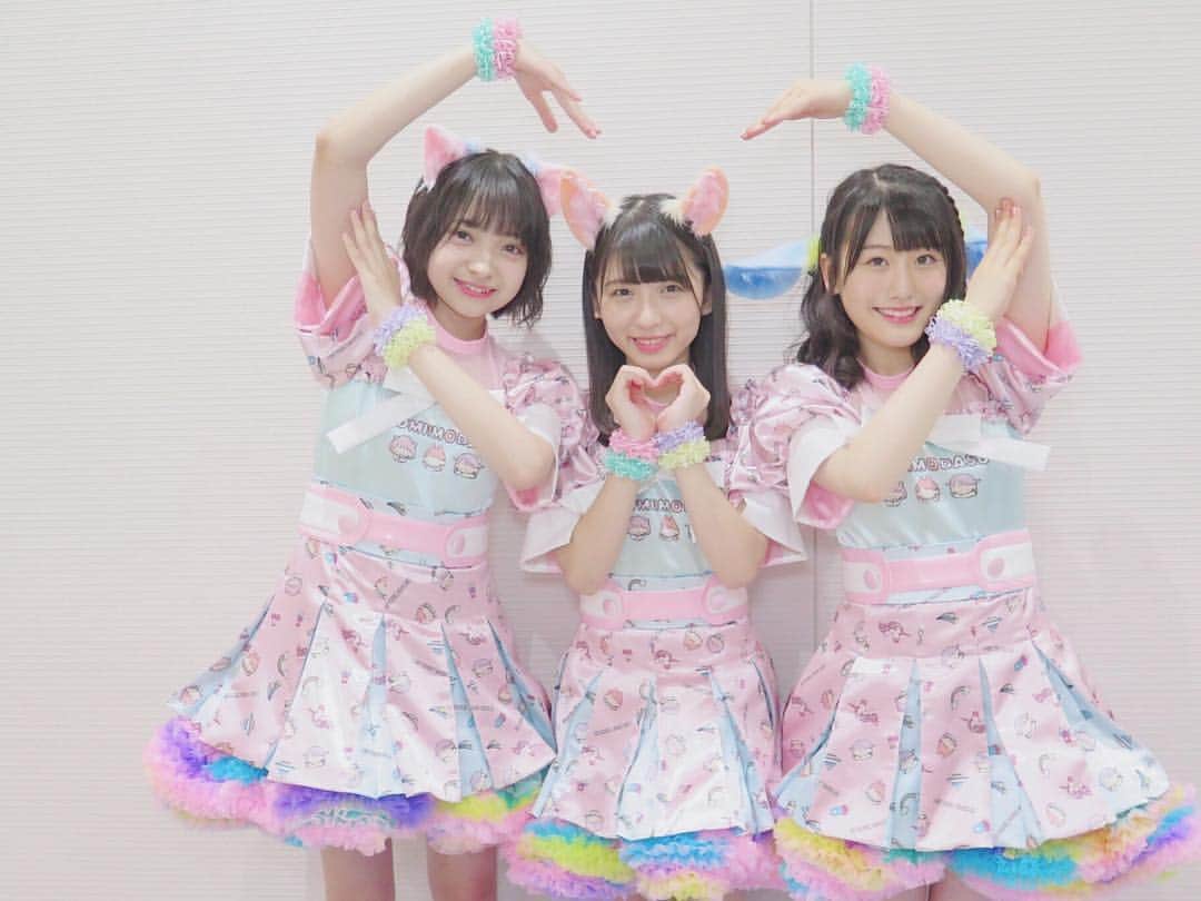 堺萌香のインスタグラム：「. . #じゃんけん大会2018  終わりました😖 . . 衣装はこんな感じだったよ！ . 負けてしまったけど楽しかった✋🏻 . . #ずみいもだす  #梅本和泉 ちゃん #小田彩加 ちゃん #堺萌香 #hkt48 #akb48」