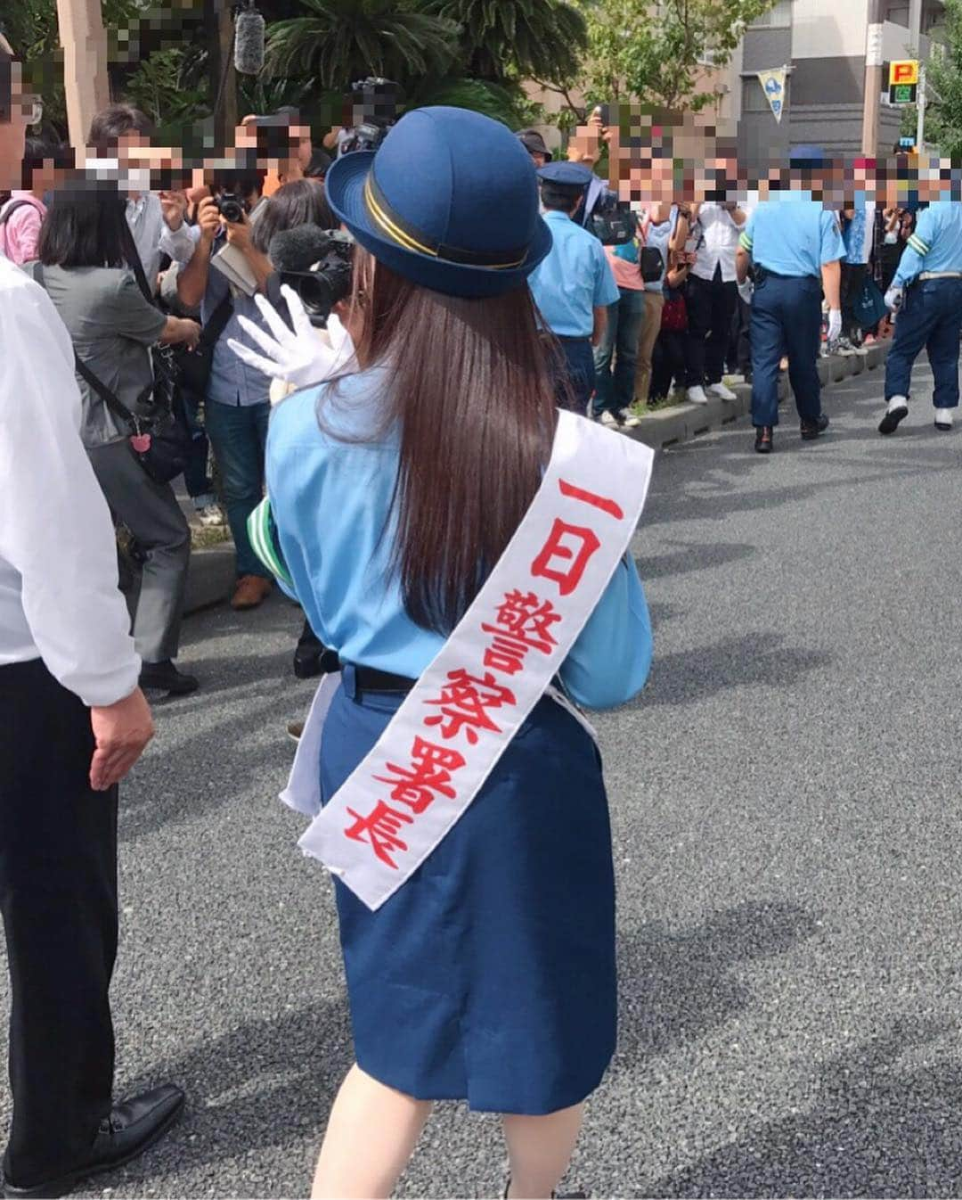 永野芹佳さんのインスタグラム写真 - (永野芹佳Instagram)「城東警察署の一日警察署長を 務めさせて頂きました！ 人生2回目の一日警察署長😊 緊張しましたが、沢山の方に お会いできて楽しかったです^_^ ありがとうございます🙇‍♀️💕 #一日警察署長 👮‍♀️」9月23日 21時53分 - iroziro_serika