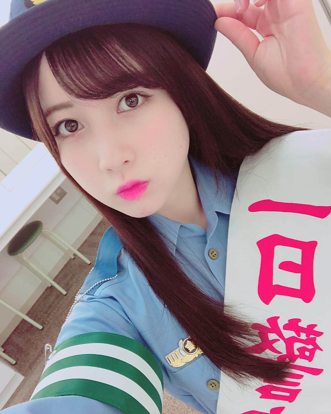 永野芹佳さんのインスタグラム写真 - (永野芹佳Instagram)「城東警察署の一日警察署長を 務めさせて頂きました！ 人生2回目の一日警察署長😊 緊張しましたが、沢山の方に お会いできて楽しかったです^_^ ありがとうございます🙇‍♀️💕 #一日警察署長 👮‍♀️」9月23日 21時53分 - iroziro_serika