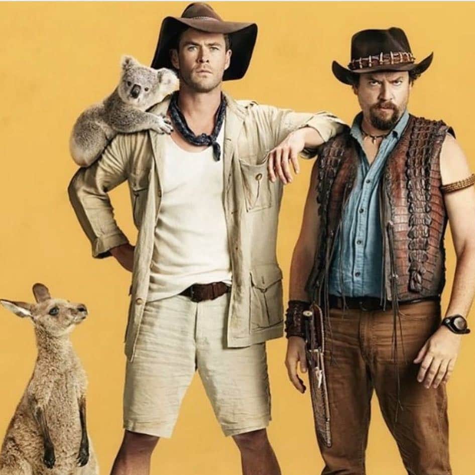 クリス・ヘムズワースさんのインスタグラム写真 - (クリス・ヘムズワースInstagram)「The greatest movie never made... or will it be ....made .....or great....or left in the outback like many lost kangaroos. One of life’s many mysteries @lone_wolf_mcbride @australia #crocodiledundee」9月24日 0時21分 - chrishemsworth