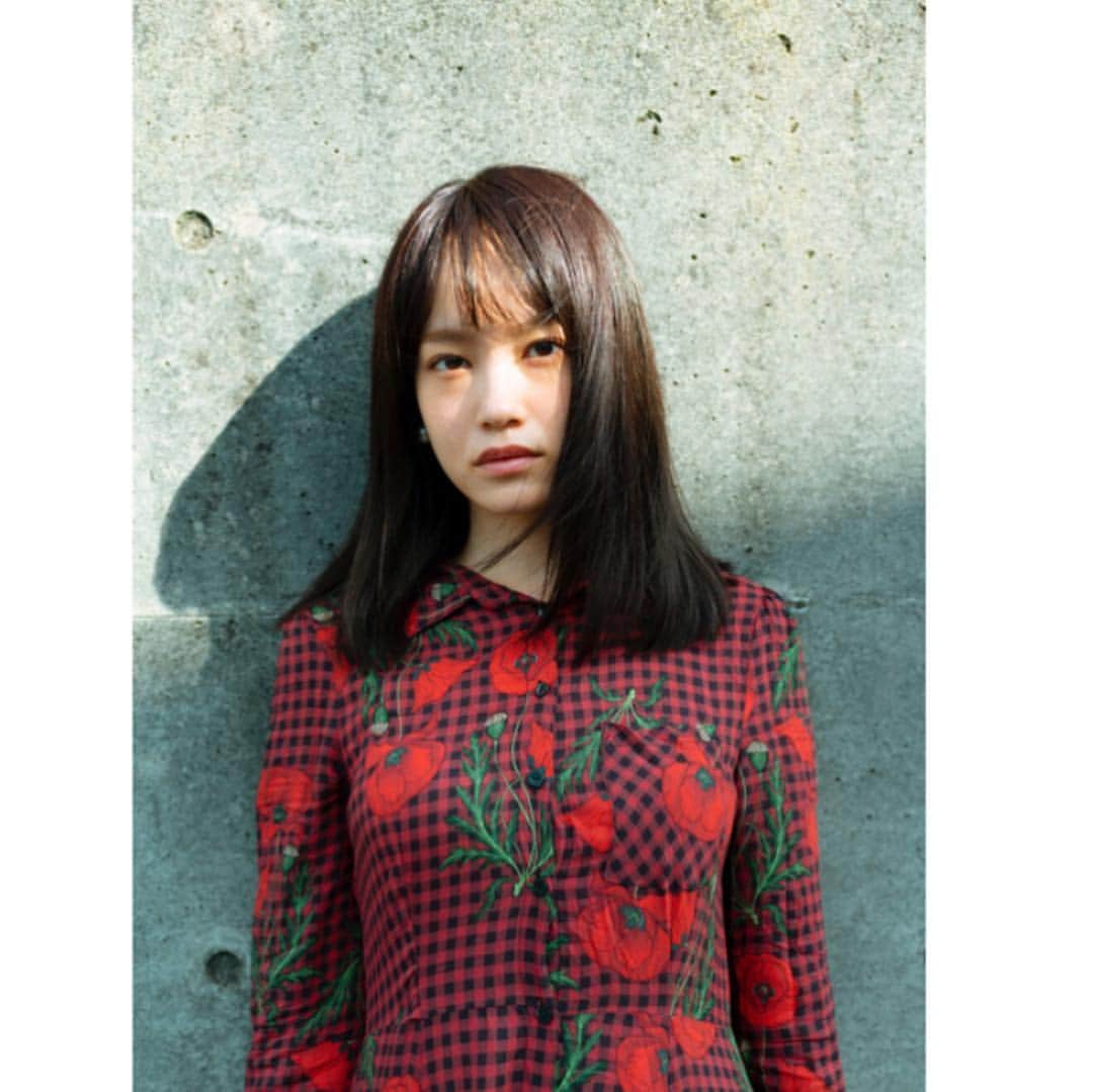 夏目志乃さんのインスタグラム写真 - (夏目志乃Instagram)「届けって思ってる。 毎回思ってるよ。」9月24日 21時32分 - shinonatsume