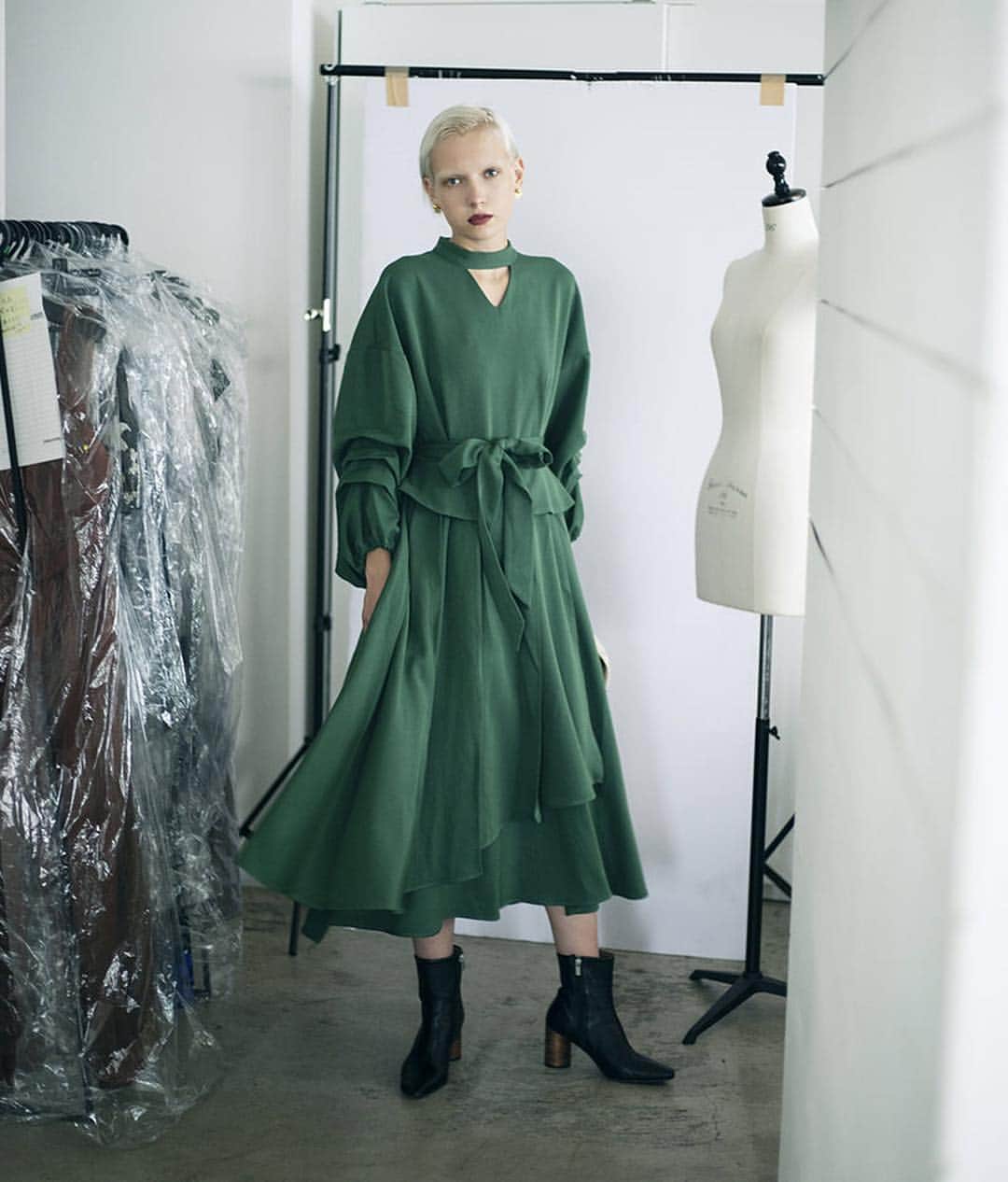 ワンピース Ameri BALLOON SLEEVE DIMENSIONAL DRESS Ameri / BALLOON SLEEVE DIMENSIONAL DRESS