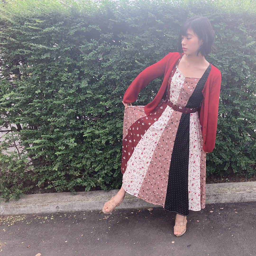 深川舞子のインスタグラム：「握手会ありがとうございました！ ＊ ＊ このワンピースはずっと欲しいなーと思ってたワンピースだったから買えて良かった😊 ＊ ＊ #todayscode #ootd  #dazzlin #lattice」