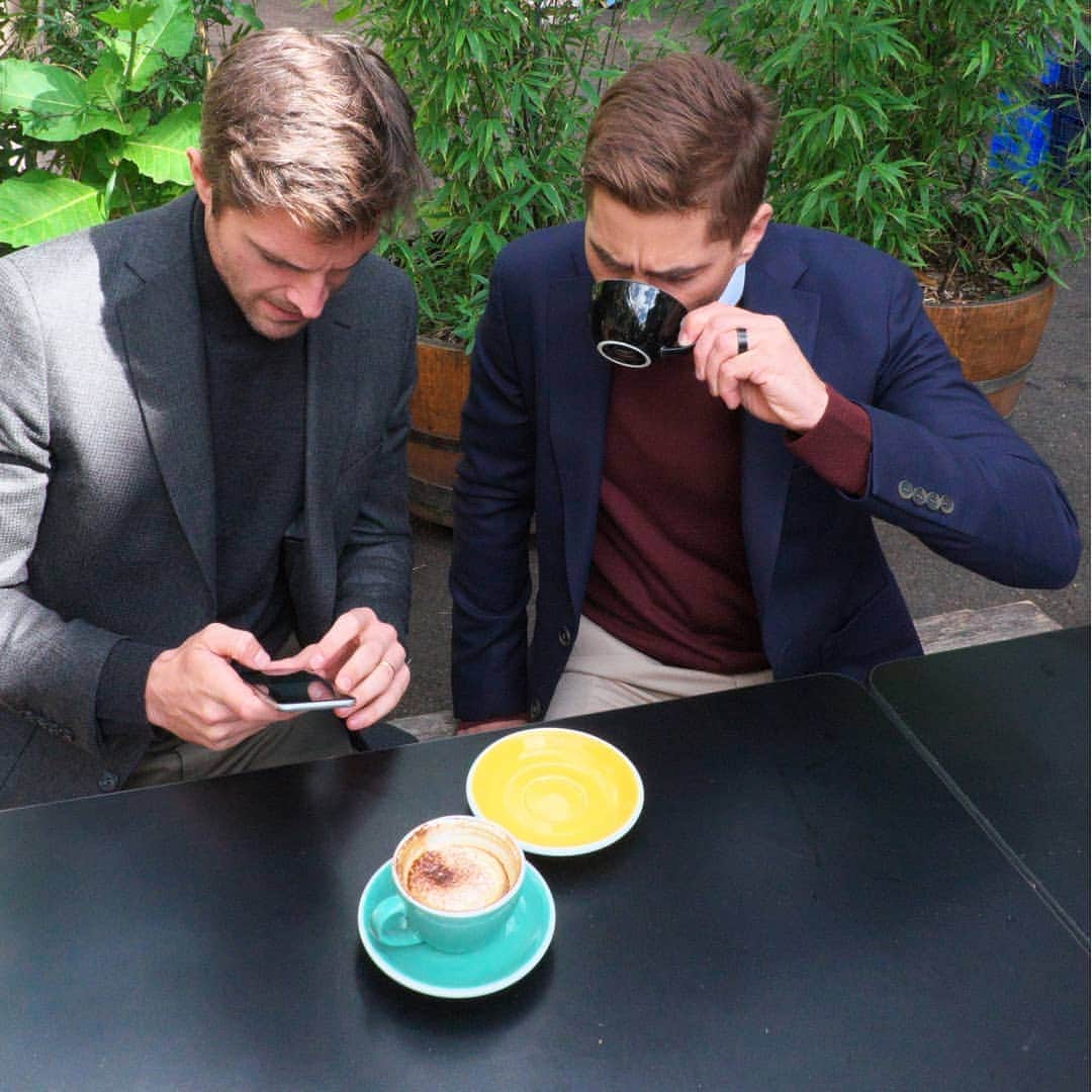 ハーディエイミスのインスタグラム：「Hardy Amies Blazers from £275.  Shop online.」